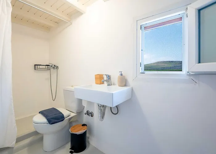 Blue Cove Maisonette At Beach, Seaview * פטליה