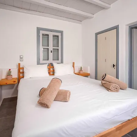 Blue Cove Maisonette At Ftelia Beach, Seaview *