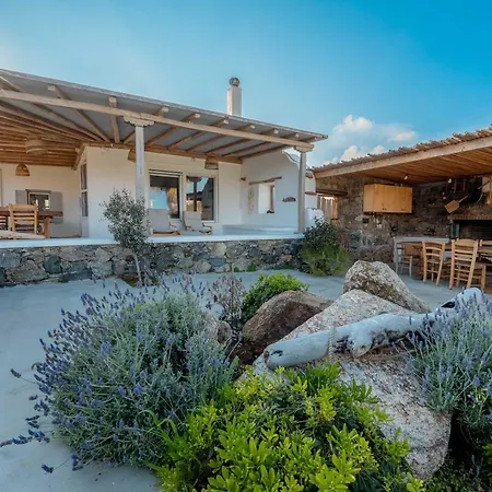 Holiday home Blue Cove Maisonette At Ftelia Beach, Seaview Mykonos Town
