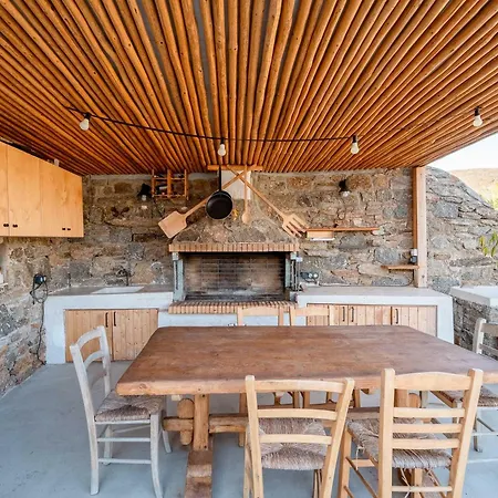 Blue Cove Maisonette At Beach, Seaview Ftelia (Mykonos)